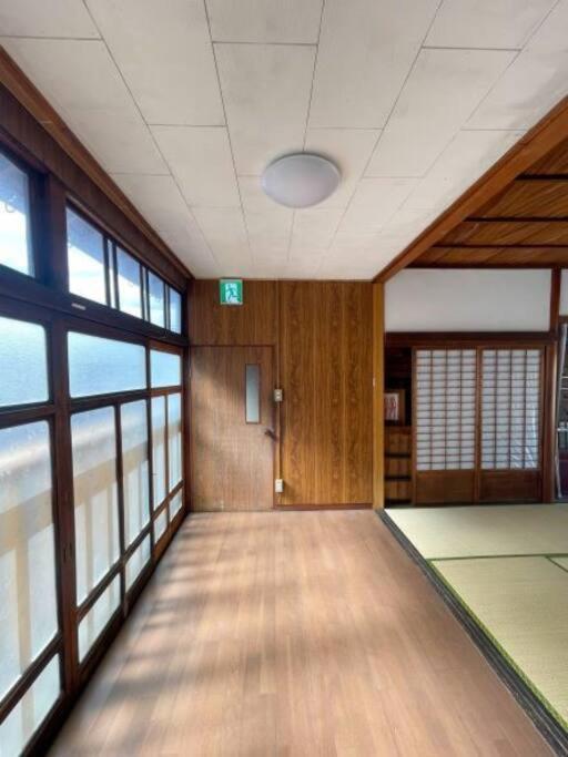 Nogataの商店街の一角にあるちいさな隠れ家　忘覚庵