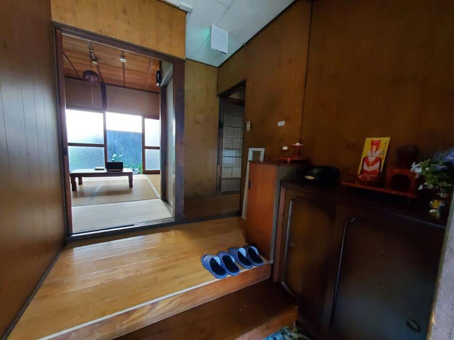 Apartment Nogataの商店街の一角にあるちいさな隠れ家　忘覚庵 *